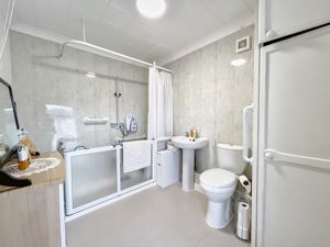 Photo 8- click for photo gallery